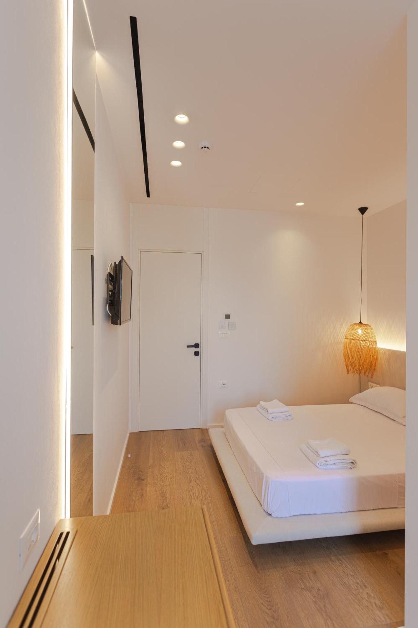 Villa Mucho Sarandë Exterior foto